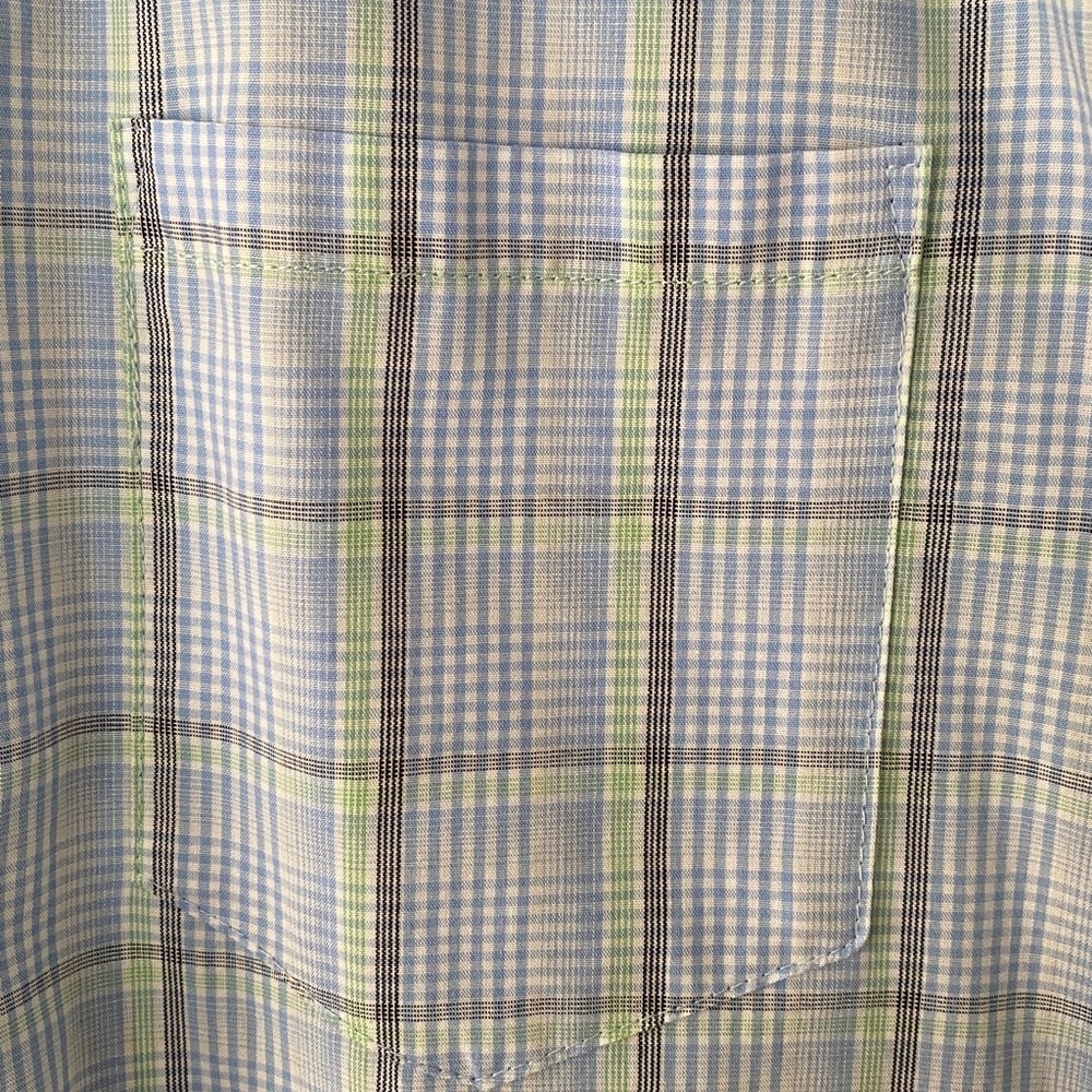 Van Heusen Never Tuck Men’s Med Runs Small Lt Blue Plaid Button Down Shirt - Picture 7 of 14